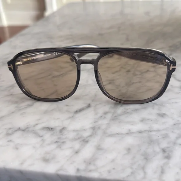 Tom Ford aviator style glasses